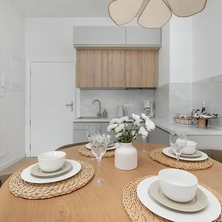 דירה Apartment, Indoor Pool, Close To The *