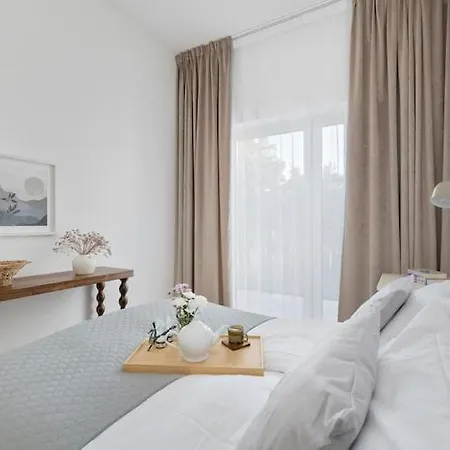 Apartment, Indoor Pool, Close To The דירה *
