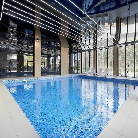 דירה Apartment, Indoor Pool, Close To The