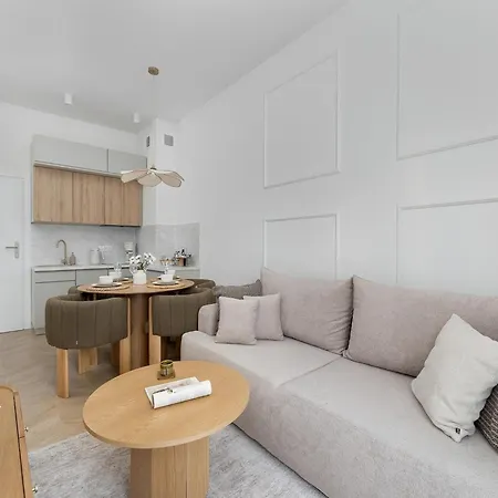 דירה Apartment, Indoor Pool, Close To The *