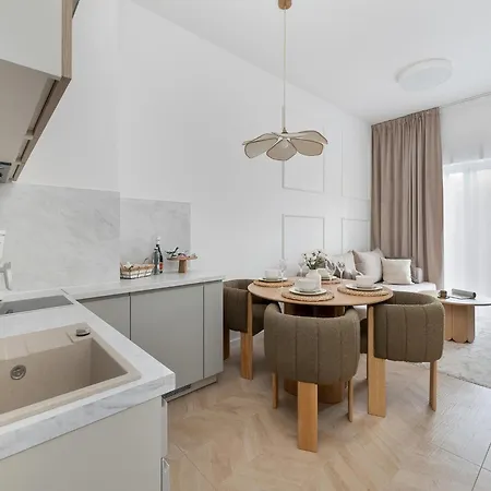 Apartment, Indoor Pool, Close To The דירה *